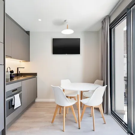 Vibe By Olala Homes Apartment