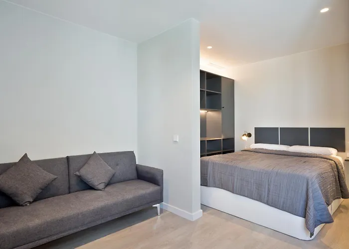 Vibe By Olala Homes シッチェス