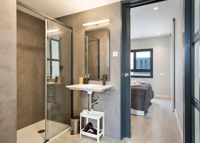 Vibe By Olala Homes シッチェス